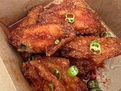 炸鸡翅一半一半-富乐满韩国正宗炸鸡韩国料理(虹泉路店)