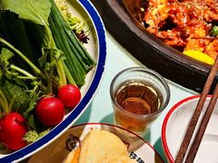 -鱼窝棚柴火铁锅炖(富山屯店)