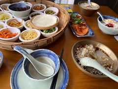 -包整·丝娃娃(一览甲秀楼风景店)