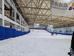 -乔波室内滑雪场
