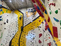 -问山MountQuest攀岩馆