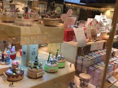 -猫的天空之城概念书店(苏州诚品店)