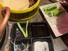 -三人行骨头王火锅(长寿店)