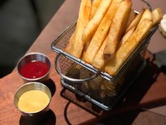 -Oasis Bar & Grill