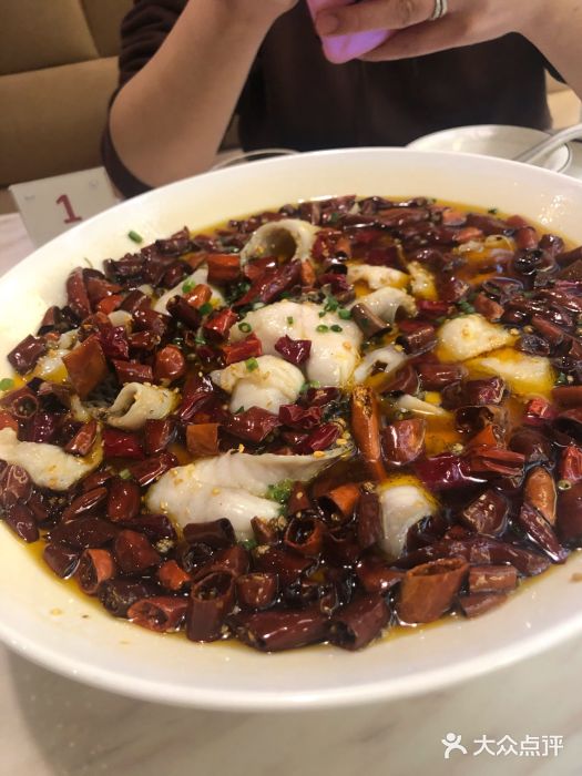 吉品系中餐厅(歌斐中心店)吉品水煮鱼图片