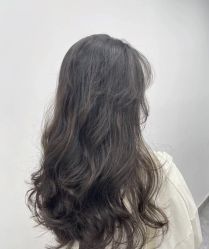 -妃格美发沙龙·烫发·染发