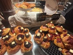 -BUTTERFUL&CREAMOROUS 黄油与面包(西单大悦城店)