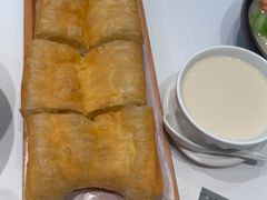 大油条配豆浆-勝記酒家·37年老字号·经典粤菜(南山花园城店)