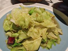 手撕圆白菜-懒人盐府人家(航天桥店)
