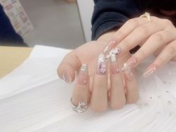 -芊冉•美甲美睫纹绣