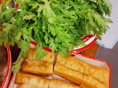 -渝都辣夫重庆老火锅(华新店)