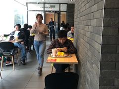 用餐区-麦当劳(伟城广场店)