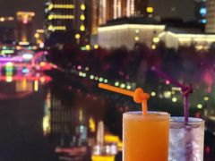 -Tipsy Bar•屋顶露台酒吧&水烟吧
