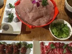-城墙拐拐火锅(三峡广场黑金冠店)