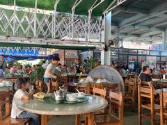 大堂-四川小胡子海鲜(丁村万人海鲜广场店)