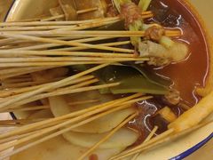 -拈签一笑黄牛肉辣卤串串