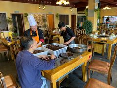 -峰瑞藏地美食·石锅鸡·牦牛肉(大昭寺品牌店)