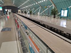 -龙阳路磁悬浮列车总站-停车场