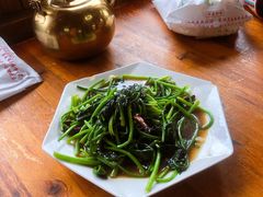 -塔洛藏餐吧(香格里拉古城店)