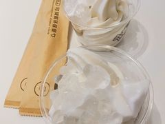 -喜茶(上海打浦桥日月光gelato lab+店)