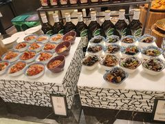 -广州万富希尔顿酒店·感趣自助餐厅·金秋蟹宴生蚝海鲜刺身烧烤