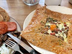 鸡蛋蘑菇熏肉荞麦可丽饼-RAC BAR(安福路店)