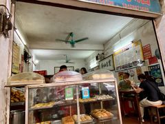 面包甜点陈列柜-石楼老字号糖水店(人民路店)