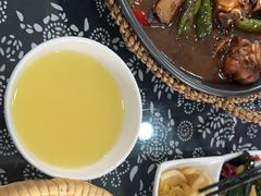-八两八金·莱芜特色炒鸡(市南漳浦路店)