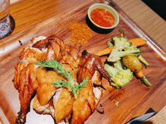 香料脆皮烤鸡-MARU玛露音乐餐厅(大学路店)