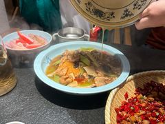 -万重锦·人文川菜馆(骡马市店)