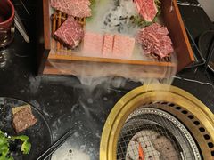 -山川小町·极番烧肉(新地假日广场店)