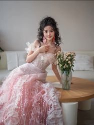 点击看大图 -LOVINA洛维娜婚纱礼服