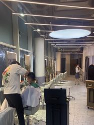 -PE SALON 