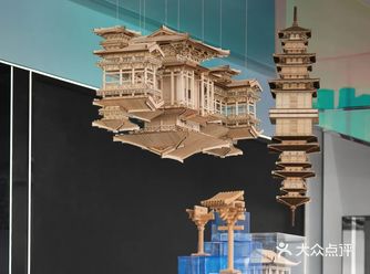 文化情境+国潮元素，创造新与旧强烈碰撞