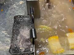 -海底捞火锅(公益西桥店)
