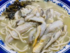 -明呈黄鱼面馆(斜土路店)