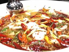 老坛子酸菜鱼（鲈鱼3-4人份）-太二酸菜鱼(广州IFC国金天地店)