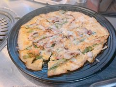 泡菜饼-韩聚屋韩国烤肉餐厅(新北万达店)