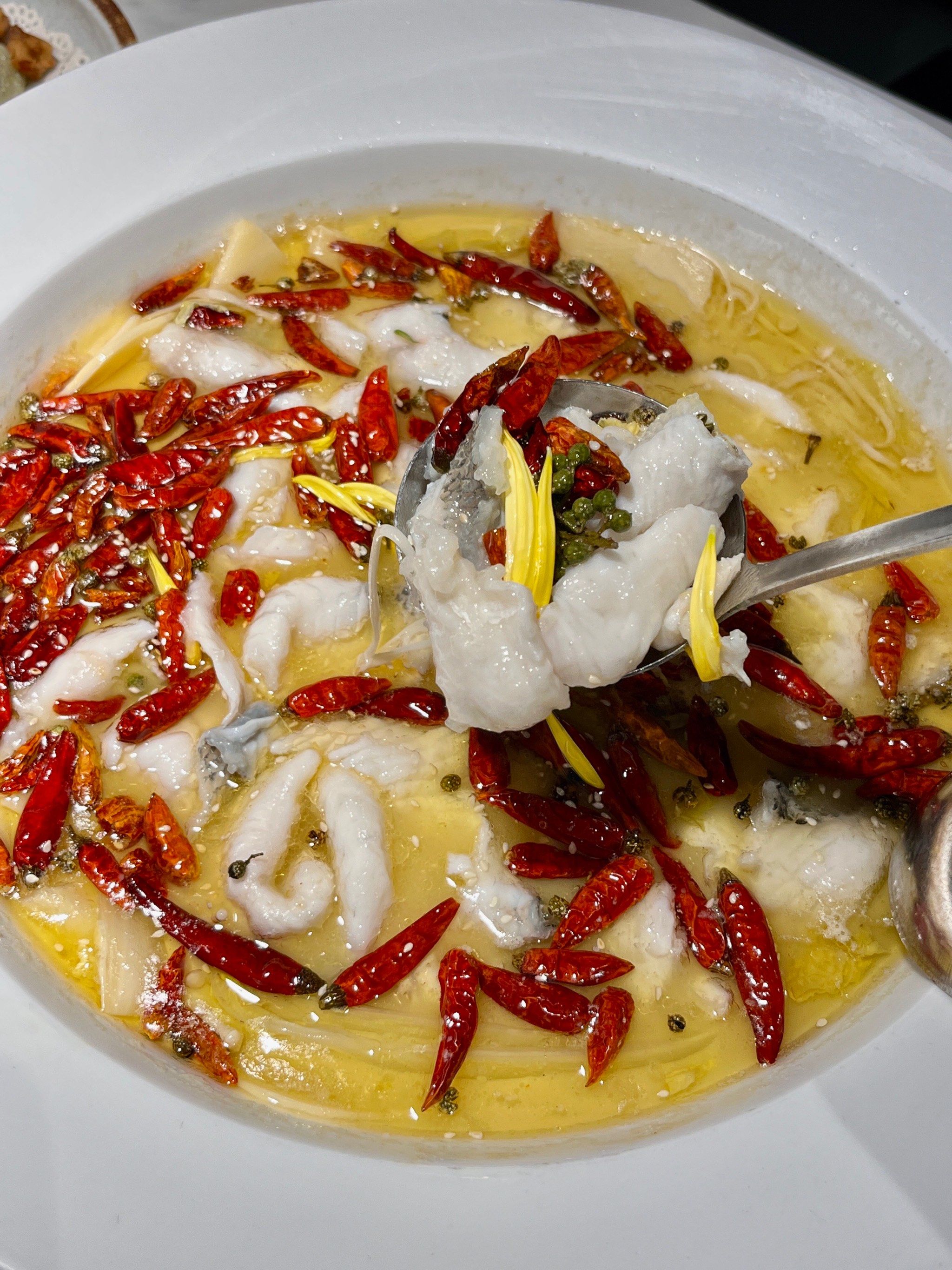 🌷酸笋鱼 不愧是招牌菜!每桌必点的那种!