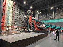 -极限PLAY运动娱乐新世界·团建派对表演休闲馆·室内高空游乐园