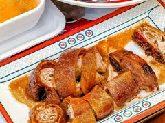 -余百年·现烧烧腊(布吉金利店)