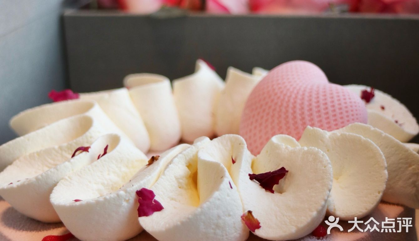 🎂粉色玫瑰蛋糕的浪漫💕 