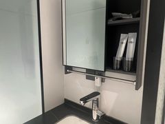 -鹏城丽景酒店(华强北红岭地铁站店)