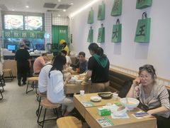 -蒙自源米线大王(花园城商场店)