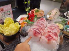 -得意咚瓜·顺德鱼生·冬瓜火锅(深圳首店)