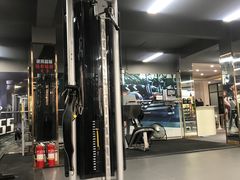 -耀恒健身(南浦地铁店)