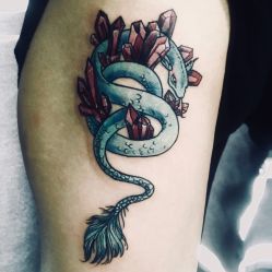 -SNOW TATTOO STUDIO