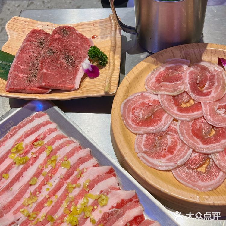 这家平价又好吃的烤肉店爱住了[礼花]
