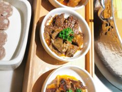-左庭右院鲜牛肉火锅(浦江欢乐颂店)