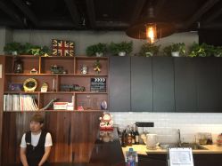 -PE SALON